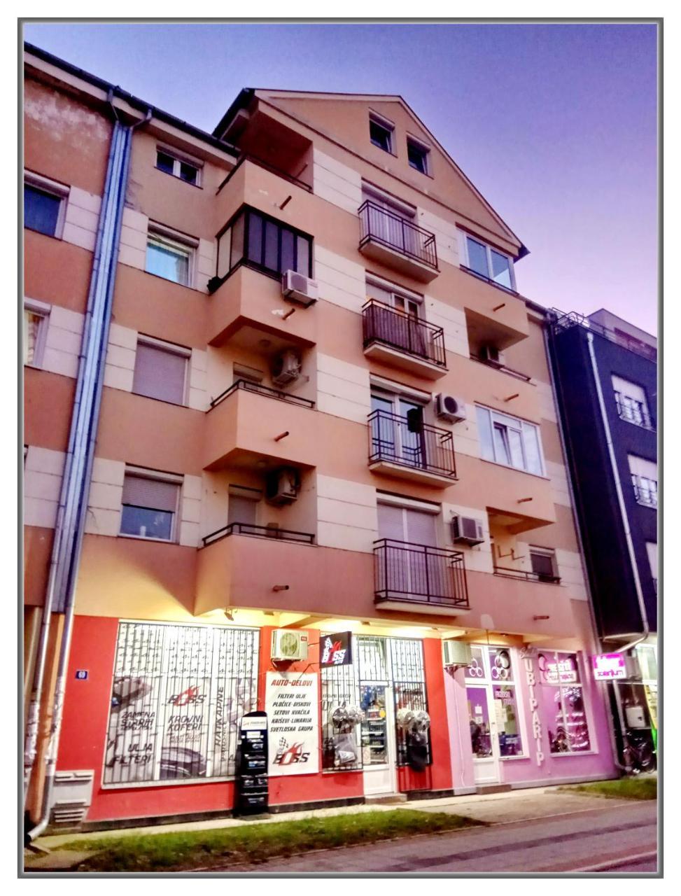 Apartment Libra Novi Sad Bagian luar foto