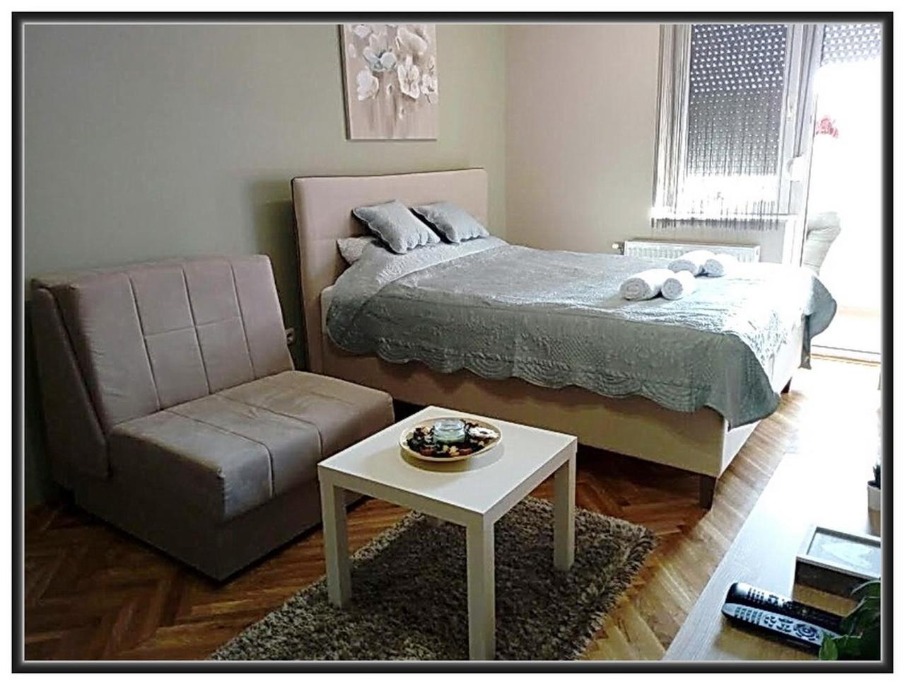 Apartment Libra Novi Sad Bagian luar foto